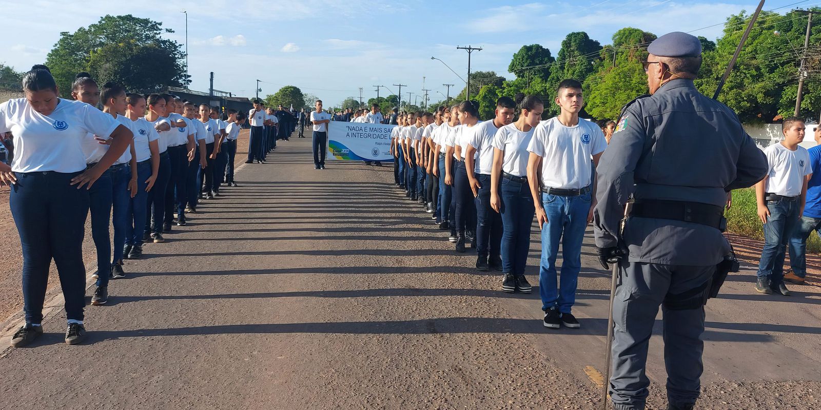 publicado-decreto-que-revoga-programa-de-escolas-civico-militares