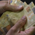 poupanca-tem-retirada-liquida-de-r$-87,82-bilhoes-em-2023