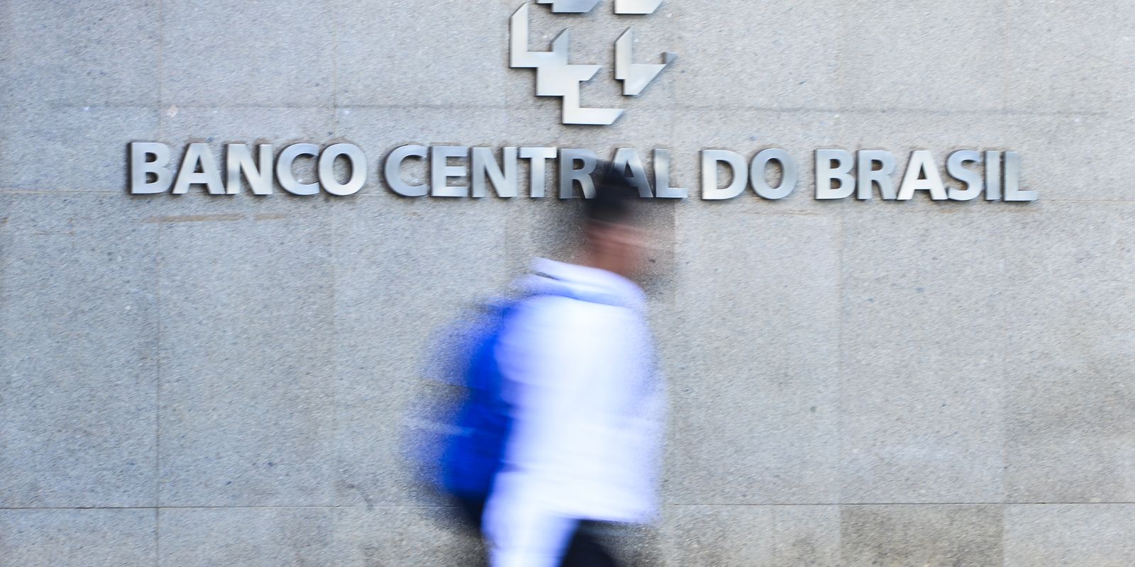 mercado-reduz-novamente-previsao-de-inflacao-para-2024