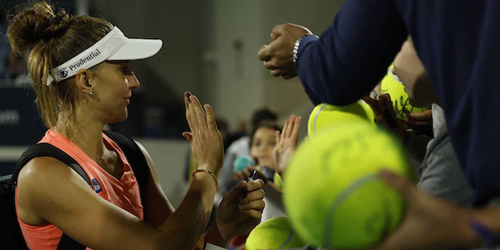 bia-haddad-cai-nas-simples-do-wta-500-de-abu-dhabi