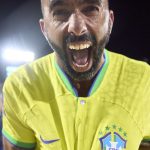 mundial-de-beach-soccer:-brasil-fecha-1a-fase-com-aproveitamento-100%