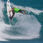 paris-2024:-taina-henckel-carimba-2a-vaga-feminina-do-brasil-no-surfe