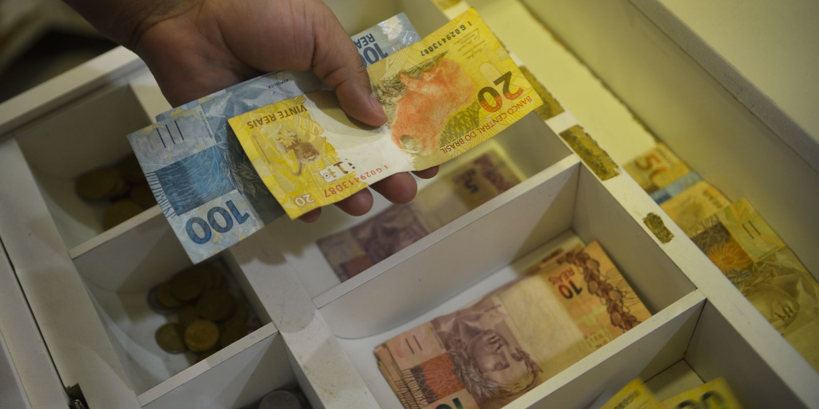 abono-do-pis/pasep-para-nascidos-em-marco-e-abril-e-liberado